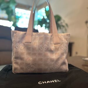 💄CHANEL💄 pink beige metallic nylon tote